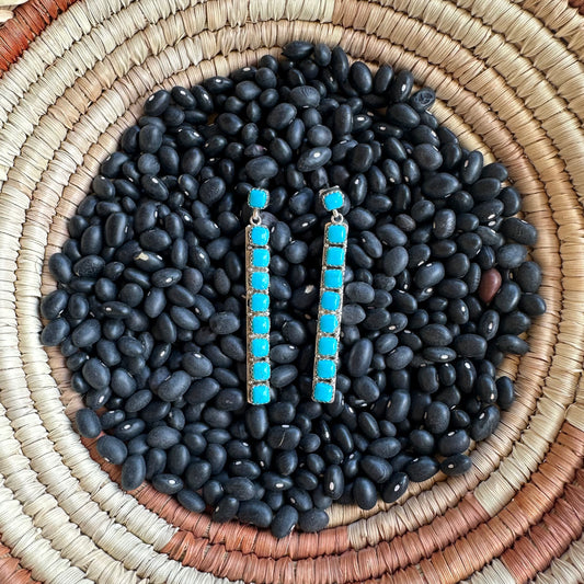 Simple Linear Turquoise Posts
